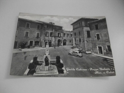 Gualdo cattaneo piazza - gualdo,